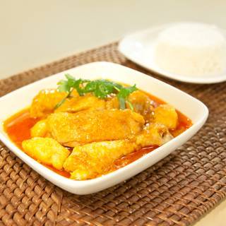 Curry Chicken Potato w/Rice 咖喱雞飯